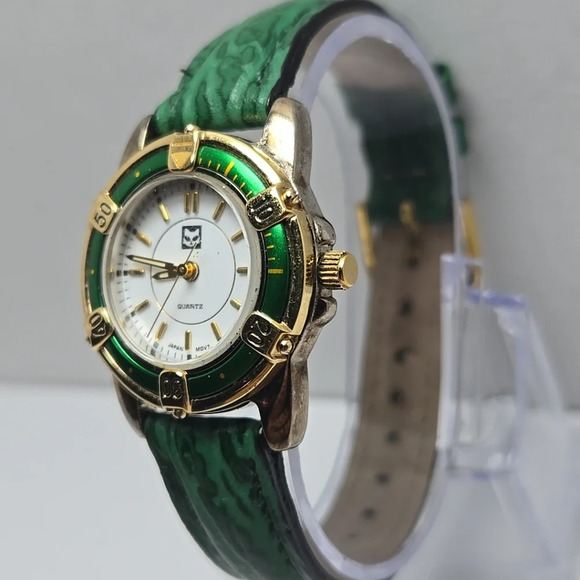 Womens Cosmopolitan Gold Green Tone Watch CL2271301 Water Resistant Leather Band - Picture 2 of 11